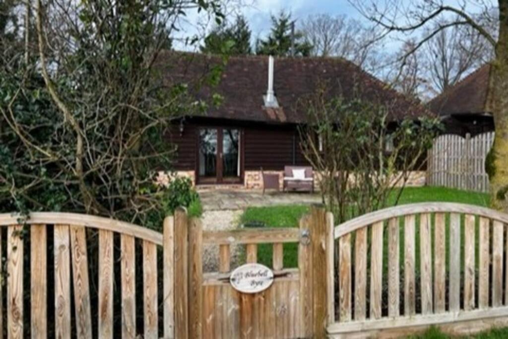 Charming Picturesque Cottage - Nr Tenterden & Rye, Pets Welcomed Rolvenden 外观 照片