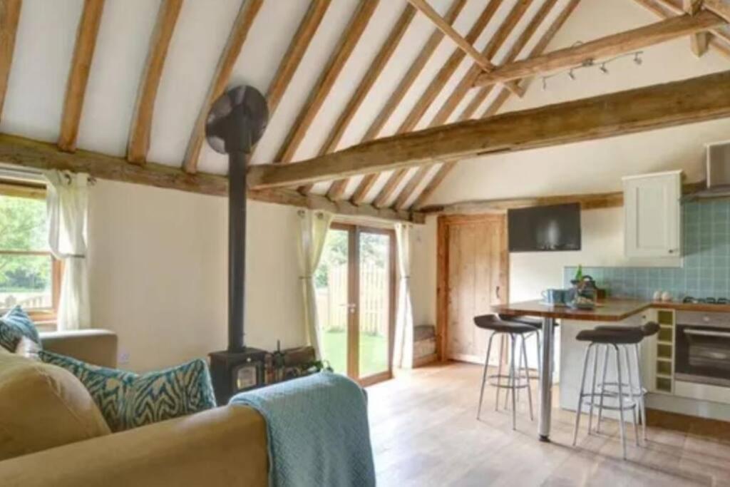 Charming Picturesque Cottage - Nr Tenterden & Rye, Pets Welcomed Rolvenden 外观 照片